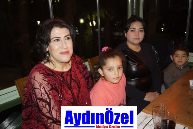 Yılmaz Tilki Nişan Gecesi galerisi resim 33