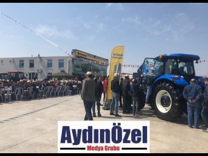 NEW HOLLAND TR5 ELECTRO COMMAND POLATLI’DA ÇİFTÇİLERLE BULUŞTU